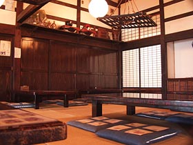 ��������Îᏼ�s�A��Â̋��y�����₻�΁A�C�N�������H�ׂ�邨�X